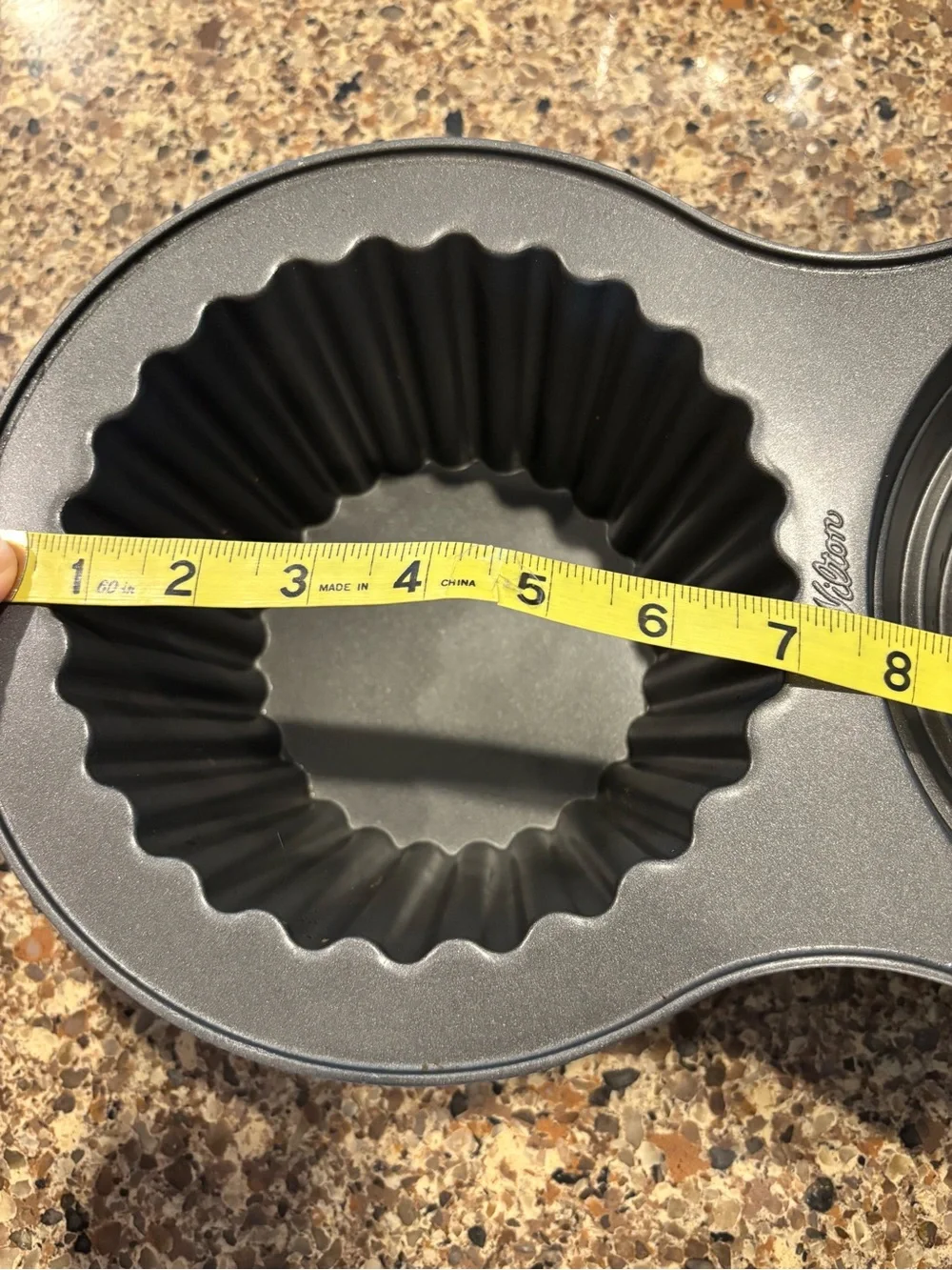 Wilton Large Cupcake Cake Pan